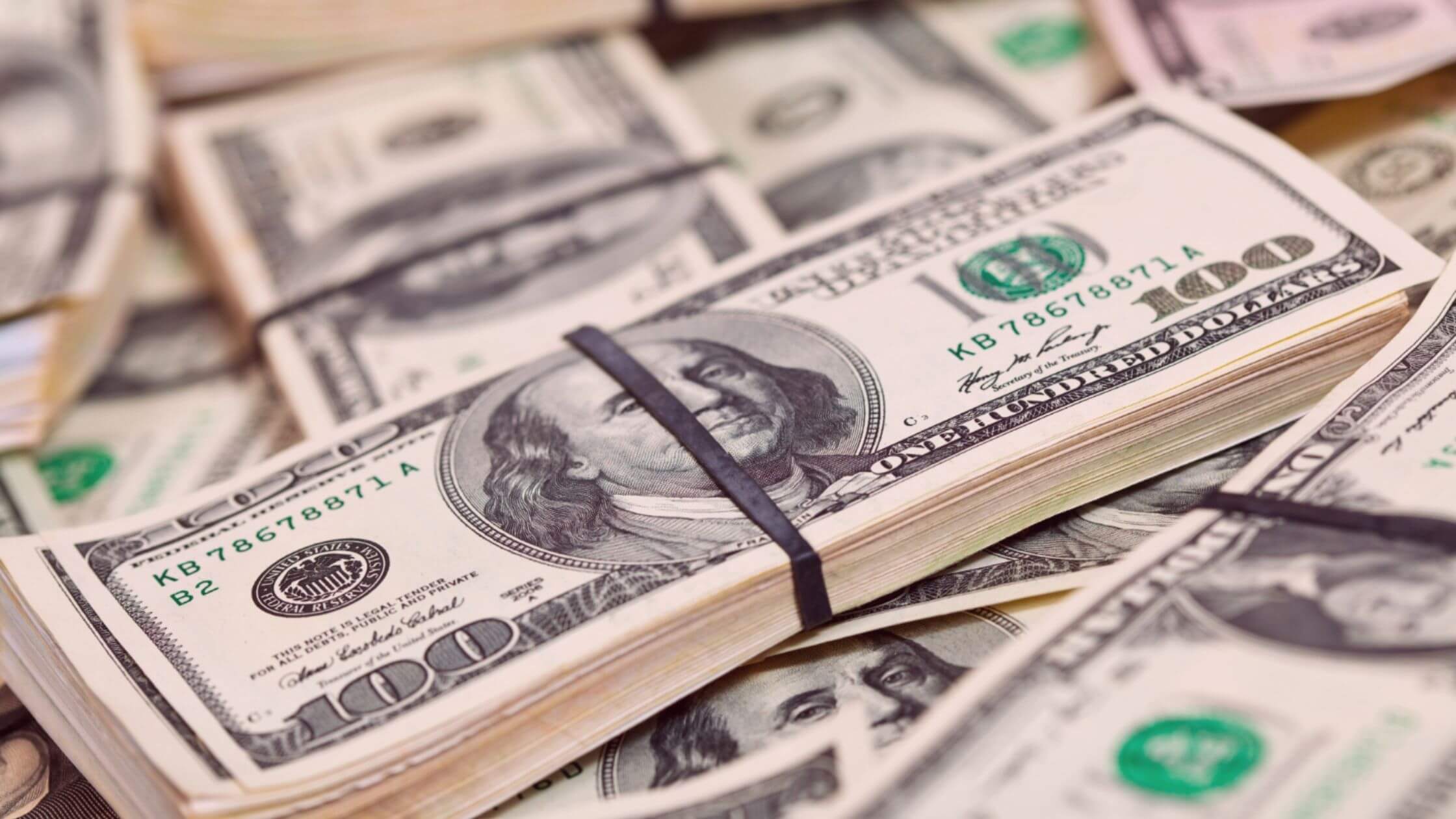 A Relação Entre o Dólar Alto e o Custo de Vida no Brasil